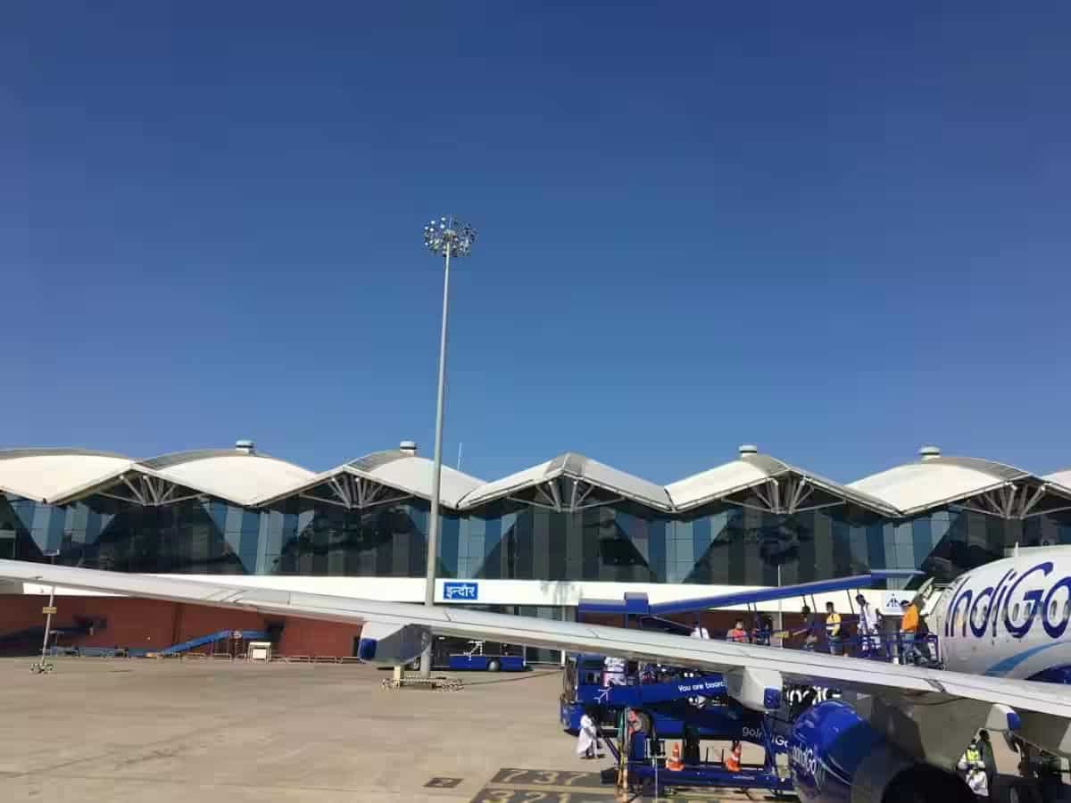 इंदौर हवाई अड्डे को एक हफ्ते में दूसरी बार बम विस्फोट की फर्जी धमकी, पुलिस ने दर्ज किया मामला