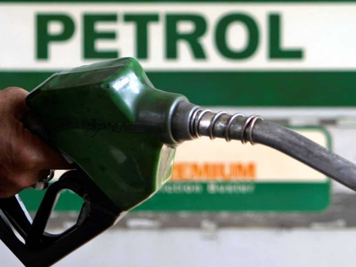 क्या पेट्रोल-डीजल पर अब लागू होगा GST? जानिए वित्त मंत्री सीतारमण का जवाब