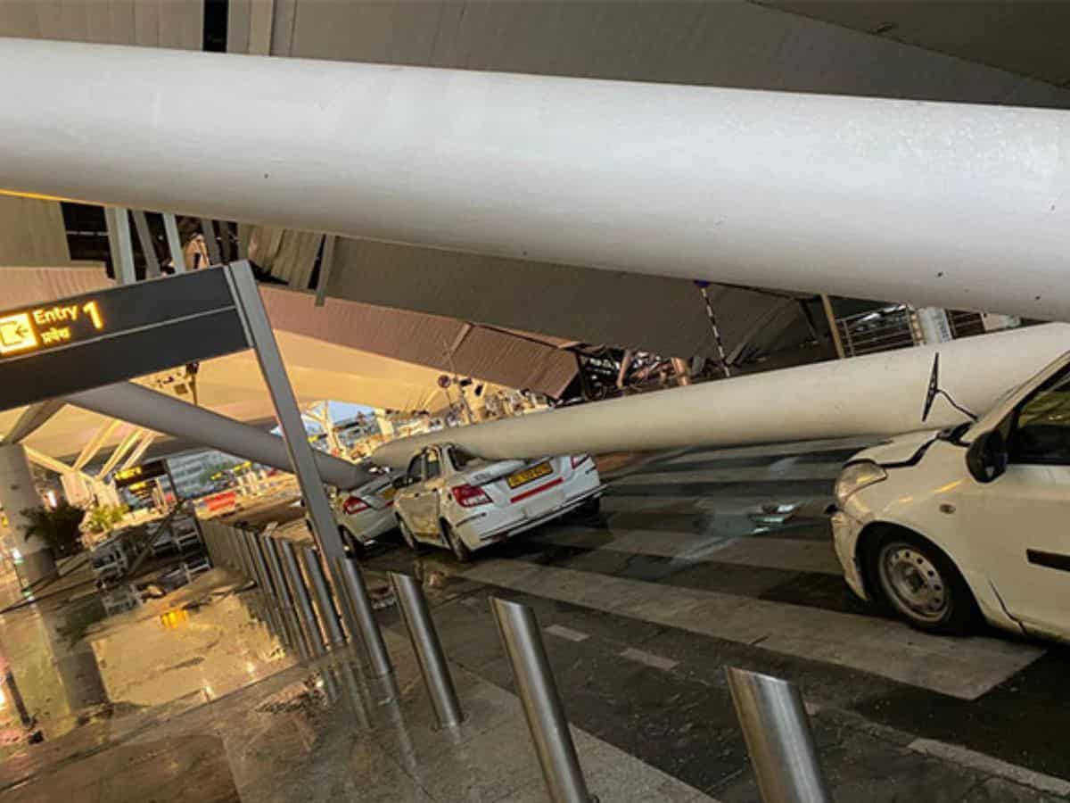 मॉनसून की पहली बारिश में ही दिल्‍ली एयरपोर्ट पर हादसा, टर्मिनल-1 की छत का हिस्‍सा गिरने से 5 लोग घायल, 1 की मौत