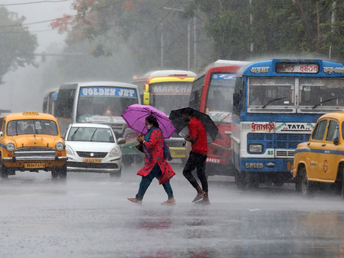 Rain Alert: मानसून को लेकर मौसम विभाग ने जारी किया अलर्ट, जुलाई में देश में होगी सामान्य से ज्यादा बारिश