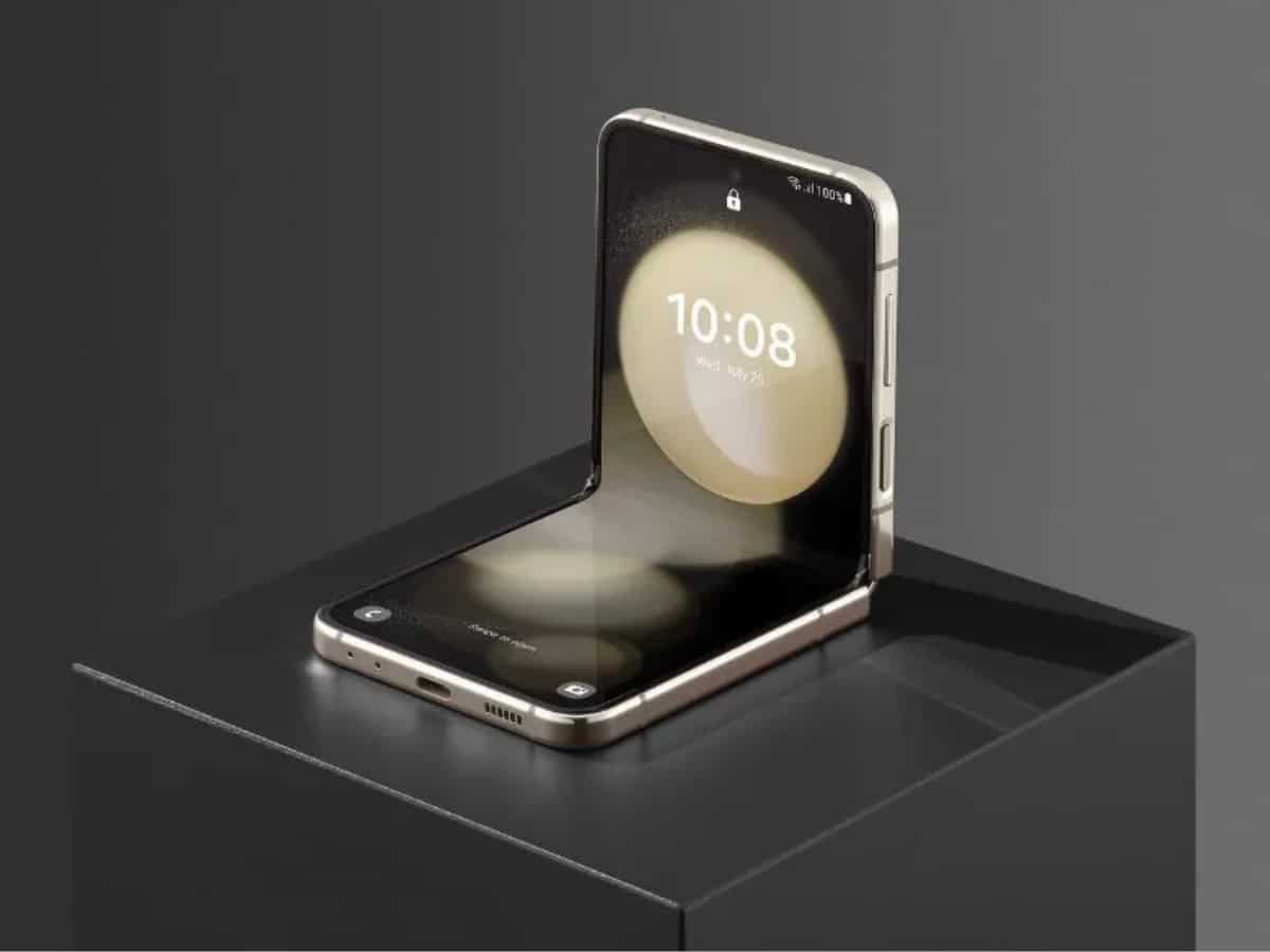 Samsung के Foldable फोन्स को खरीदने का बना रहे मन? आज ही करें Pre-Reserved, ₹7,000 की मिलेगी छूट
