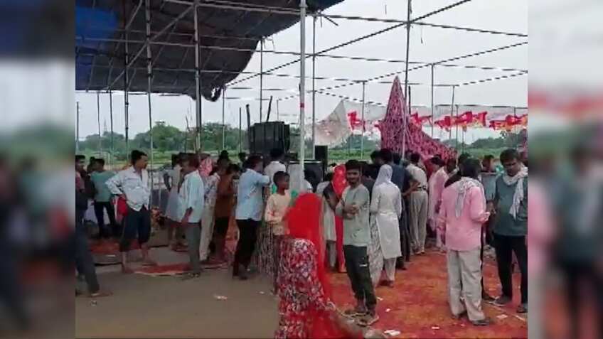 यूपी के हाथरस में बड़ा हादसा, सत्संग के दौरान मची भगदड़, 60 से अधिक लोगों की मौत