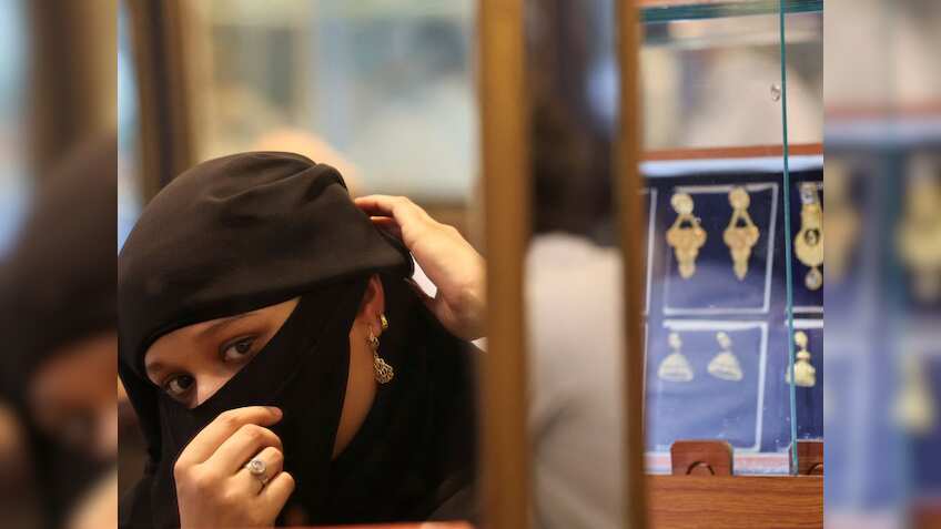 सोने पर आई बड़ी खबर, 3 जुलाई को चढ़ गए दाम; चांदी ₹600 महंगी हुई; ये हैं ताजा भाव