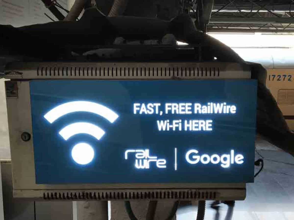 सफर में मिलेगा हाई-स्पीड इंटरनेट का मजा, रेलवे स्टेशन पर वाई-फाई को लेकर रेलवे बोर्ड ने दिया ये आदेश