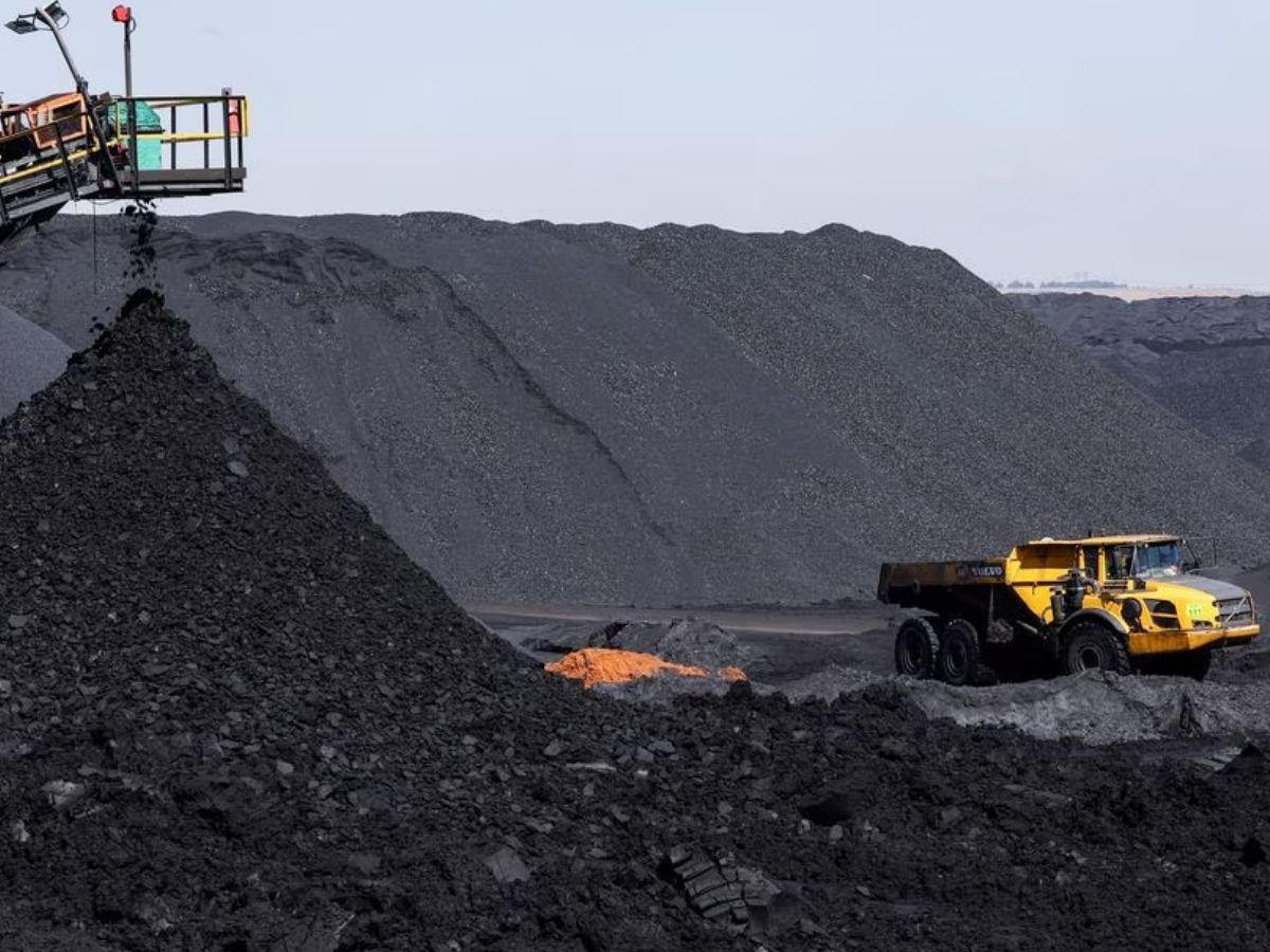 8 बुनियादी ढांचा क्षेत्रों में कोयले ने मई में दर्ज की 10.2 फीसदी की वृद्धि