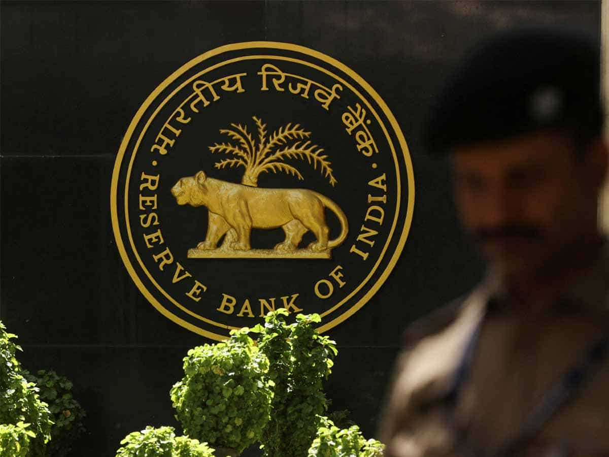 RBI के नए मास्टर सर्कुलर से फ्रॉड में गया पैसा वापस मिलना होगा आसान,धोखाधड़ी पर हर बैंक में बनेगी स्पेशल कमेटी