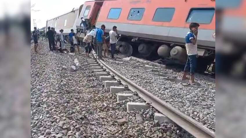 Gonda Train Accident: डिब्रूगढ़ एक्सप्रेस हादसा या साजिश? लोको पायलट ने एक्सीडेंट से पहले सुनी धमाके की आवाज