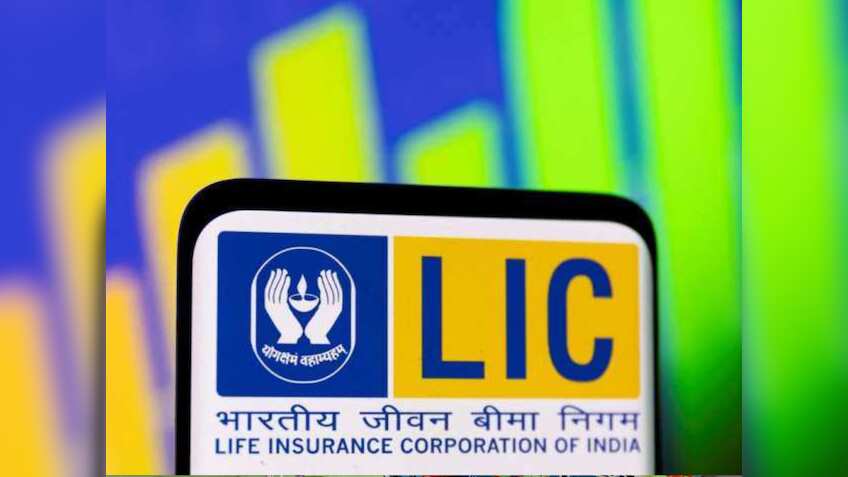 LIC Scheme for Daughter: ₹3,447 के प्रीमियम पर ₹22.5 लाख देगी ये स्‍कीम, दो तरह से बचाएगी टैक्‍स और भी कई बेनिफिट्स शामिल
