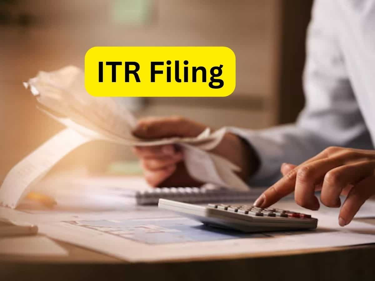 ITR Filing: आयकर विभाग ने टैक्सपेयर्स को चेताया, रिफंड पाने के लिए न करें ये काम, वरना...