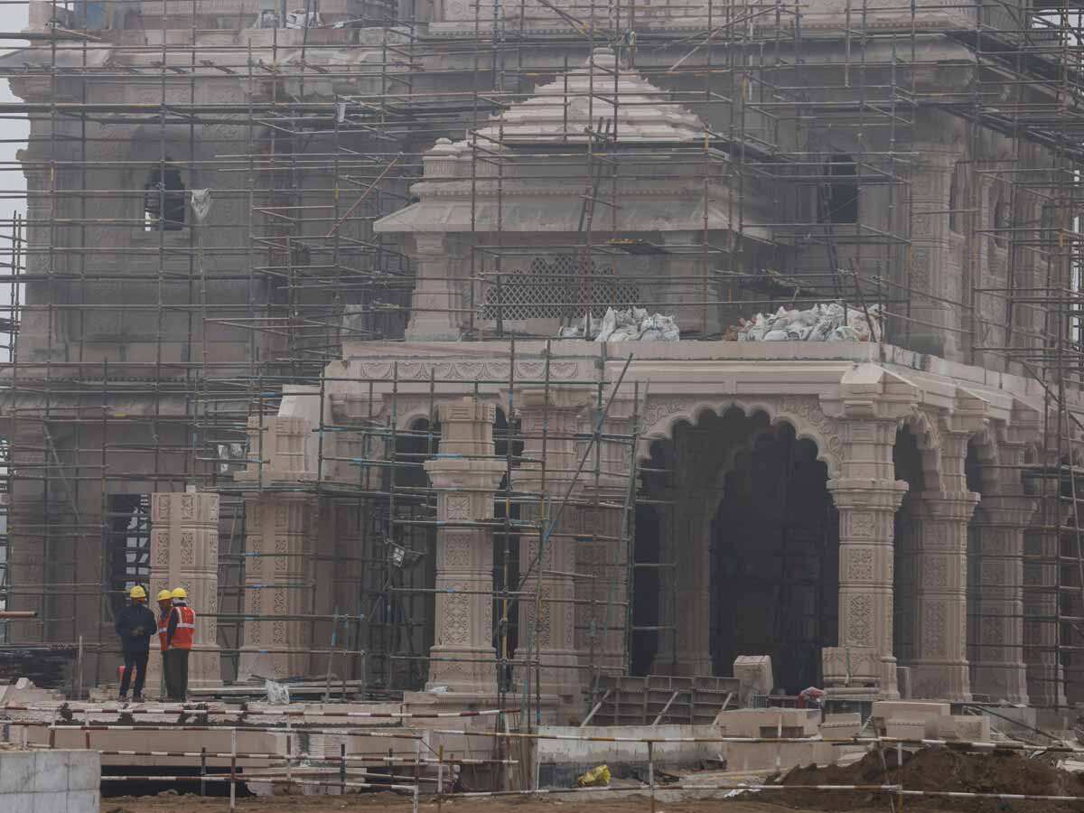 राम मंदिर के निर्माण पर लगा ब्रेक, दो महीने पीछे चल रहा है काम, सामने आई ये बड़ी समस्या