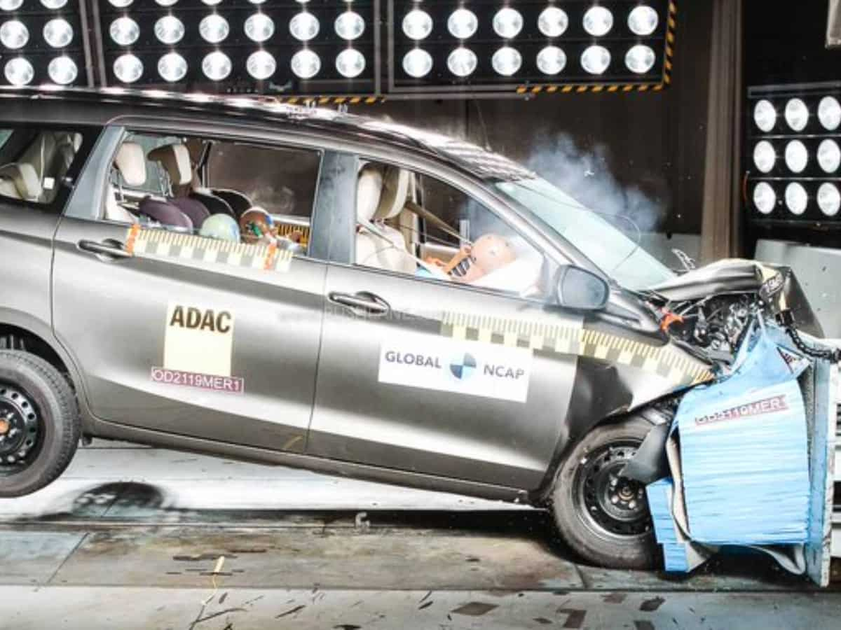 टकराते ही टूटकर बिखर गई Maruti की गाड़ी, Swift के बाद सेफ्टी में ये कार भी निकली फिसड्डी, जारी हुई रेटिंग