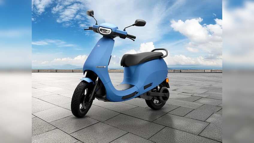 OLA के आगे सब फेल! जुलाई में बेच डाले इतने सारे इलेक्ट्रिक व्हीकल्स, मार्केट शेयर भी बढ़ा