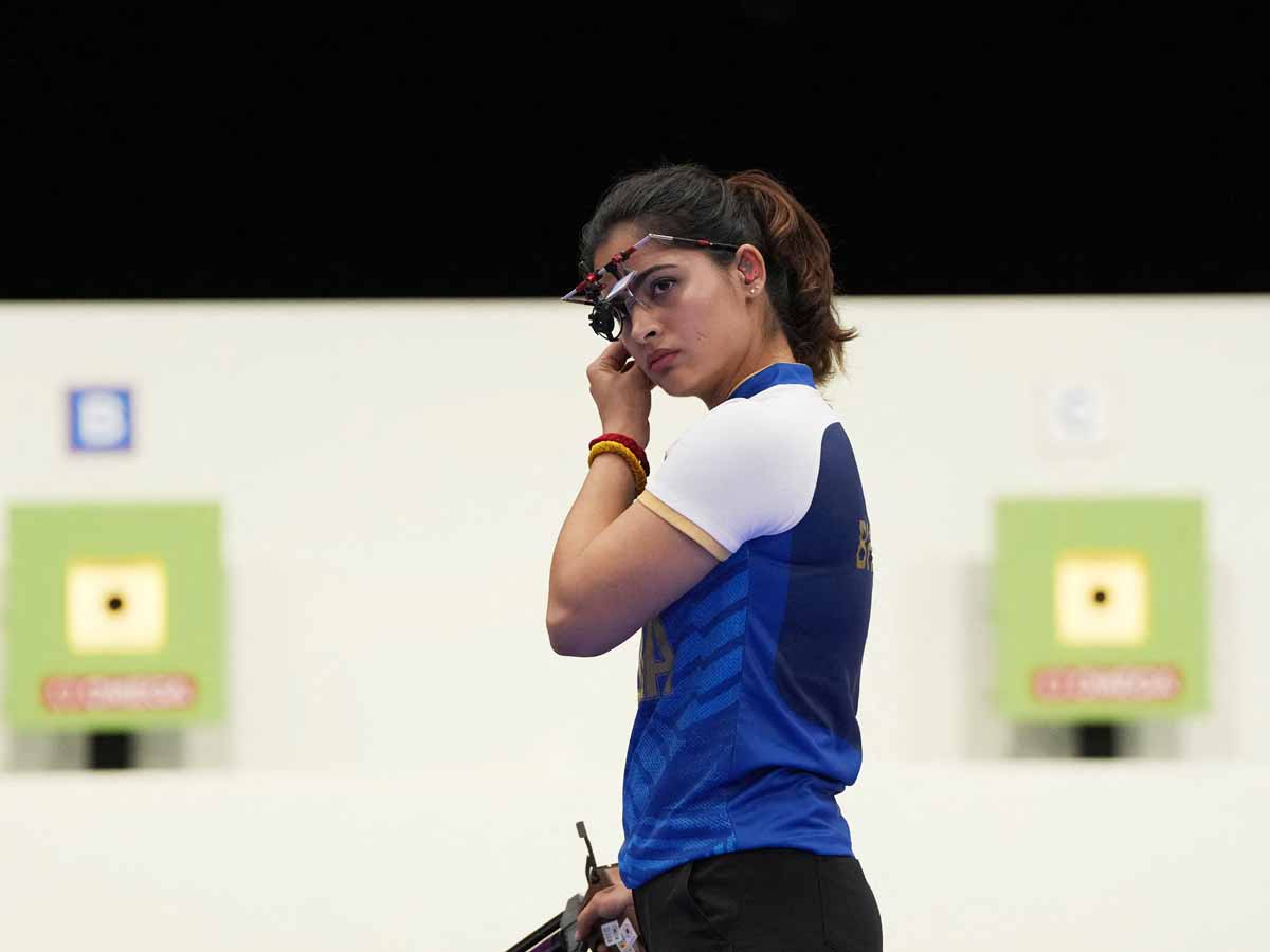 मेडल की हैट्रिक से चूकीं Manu Bhaker, करीबी मुकाबले में हंगरी की वेरोनिका मेजर से हारी