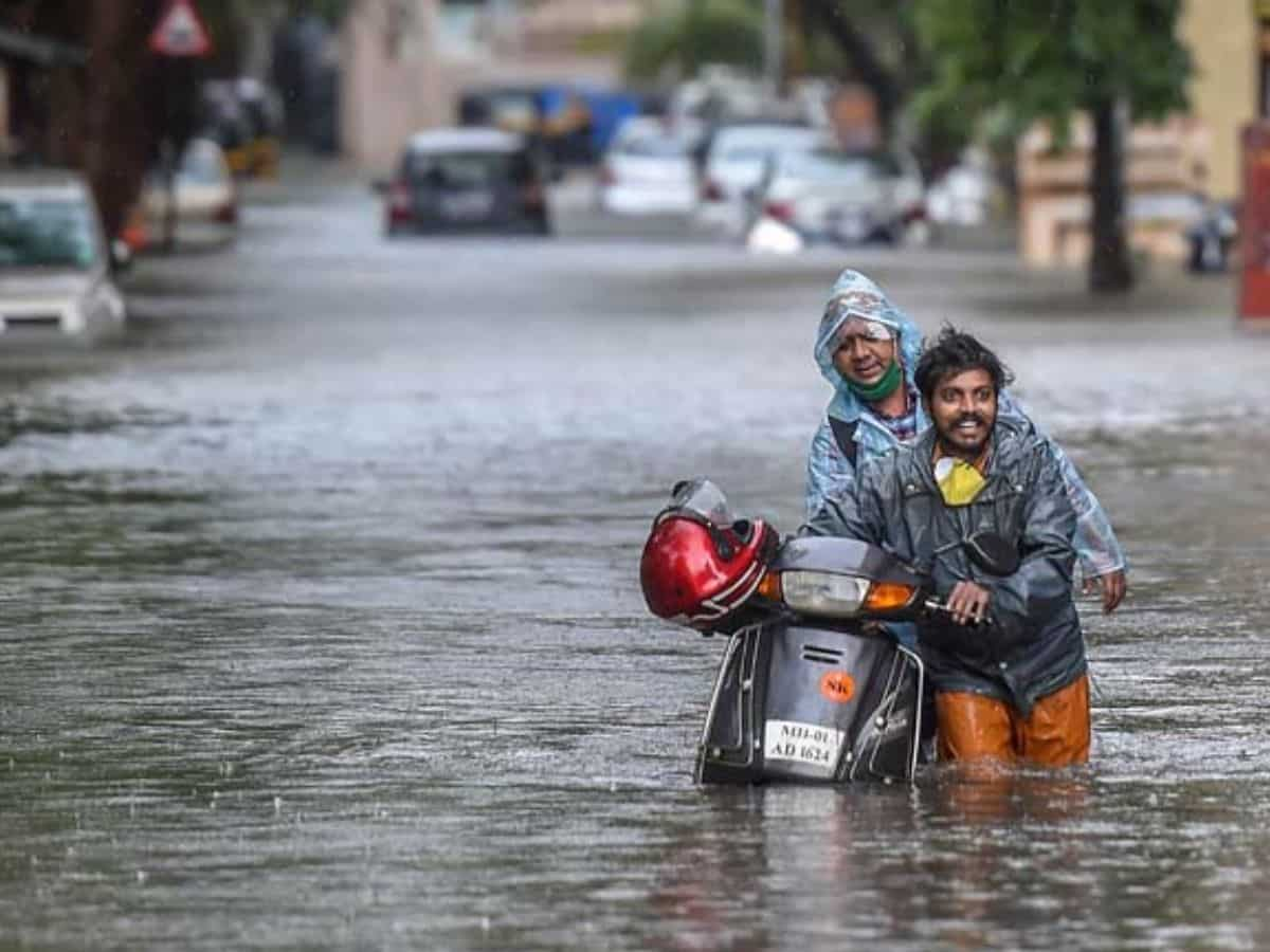 इन 16 राज्‍यों के लिए IMD ने जारी किया भारी बारिश का अलर्ट, यूपी-बिहार में उफान पर गंगा... देखें ताजा अपडेट