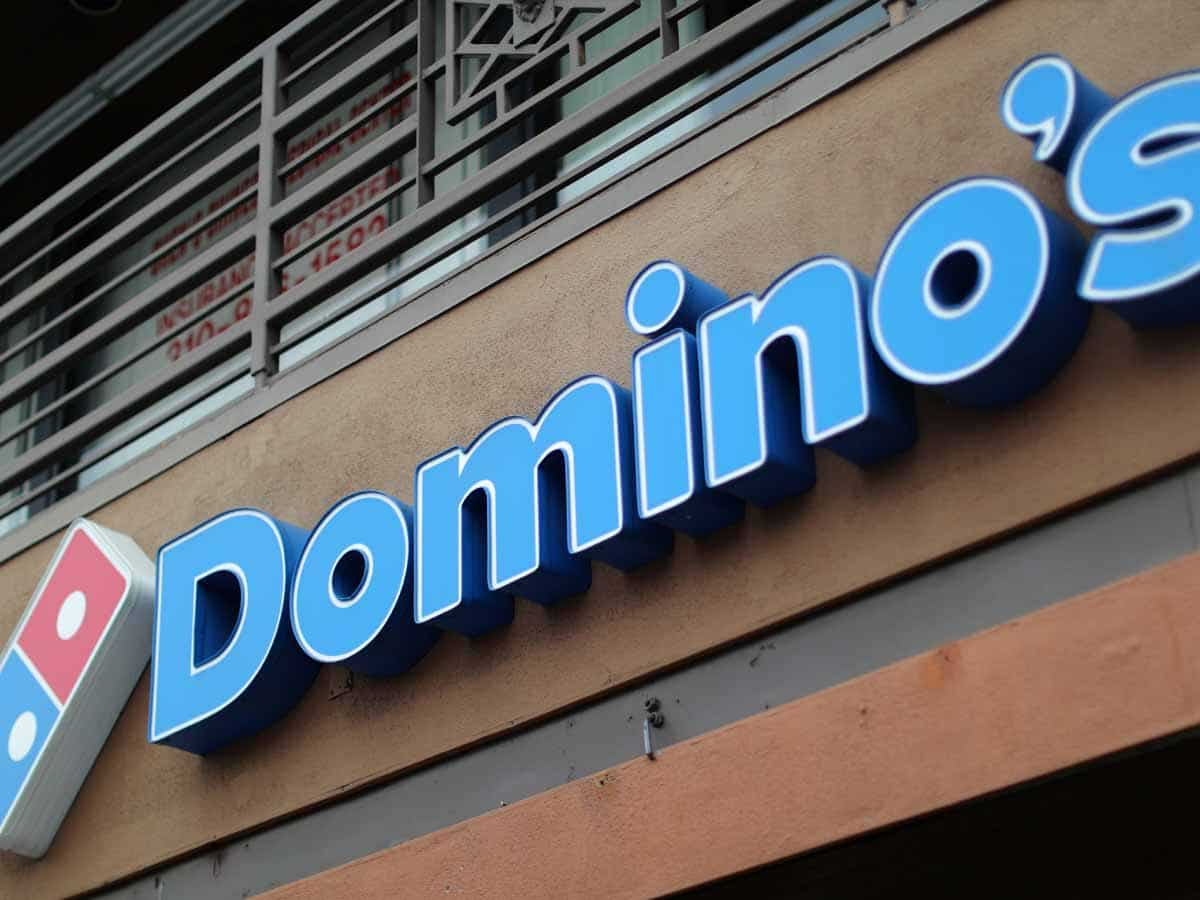 Domino's Pizza बेचने वाली कंपनी का 31% गिरा मुनाफा, रेवेन्यू में आया उछाल, शेयर पर रखें नजर