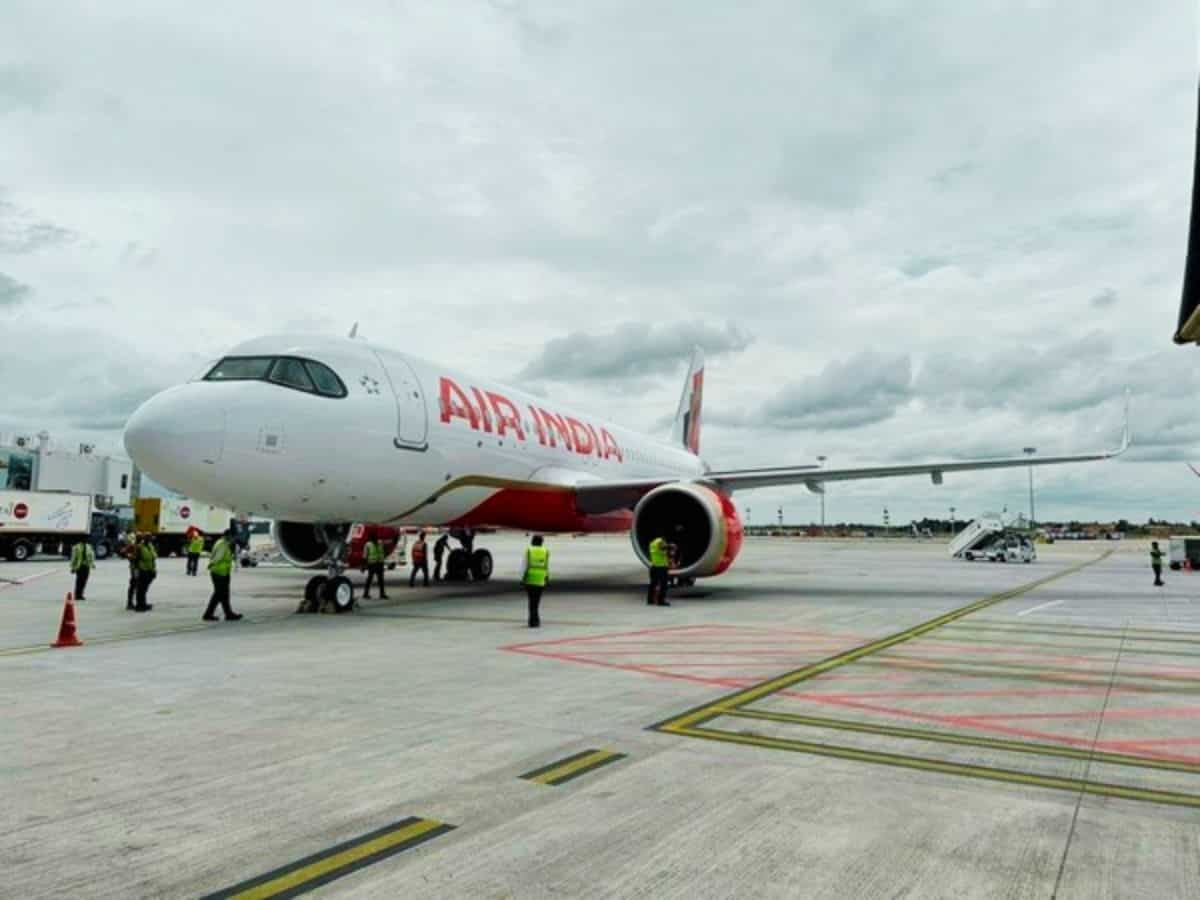 Goa Airport पर टला बड़ा हादसा, पक्षी से टकराया एयर इंडिया का विमान, रद्द की गई उड़ान