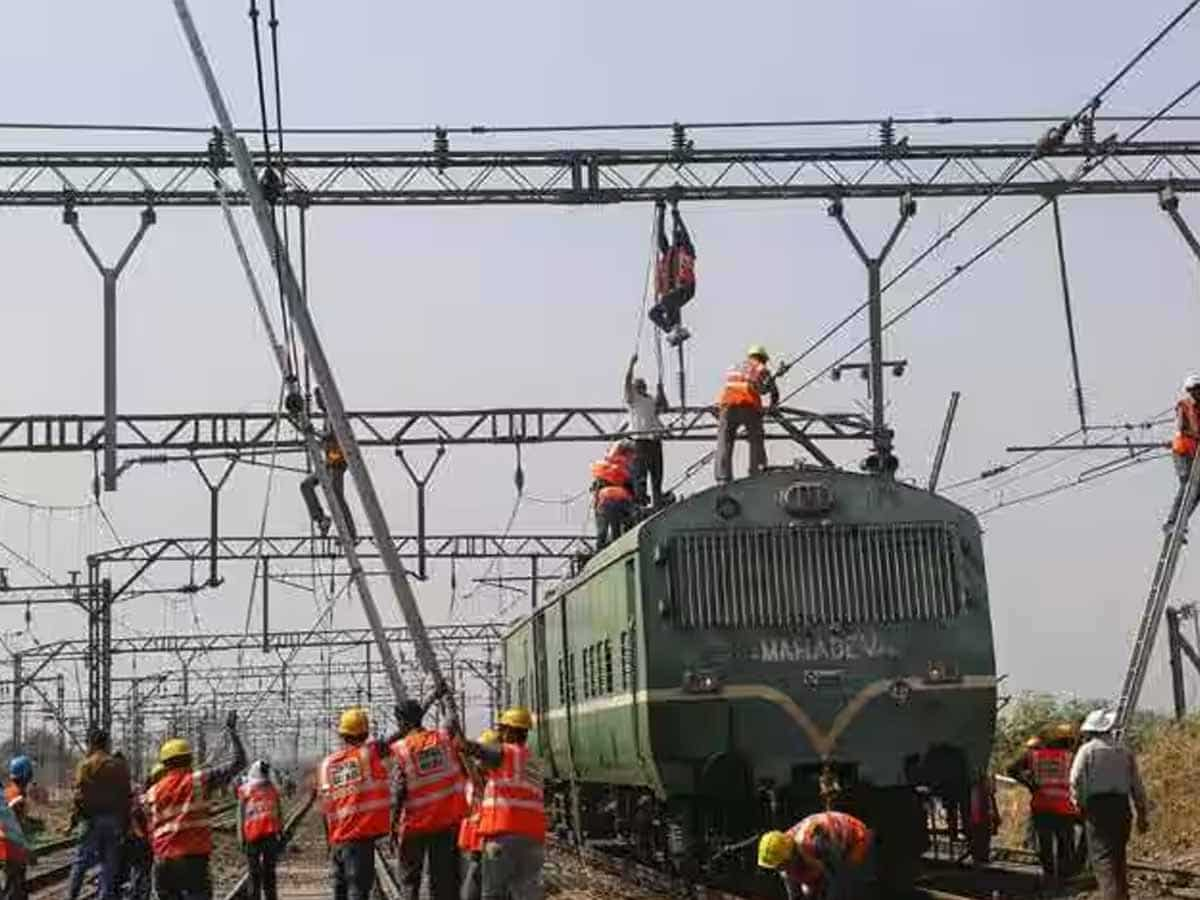 Railway Jobs: न परीक्षा, न इंटरव्यू, 10वीं पास को रेलवे में मिलेगी नौकरी, जानिए कितनी होगी सैलेरी