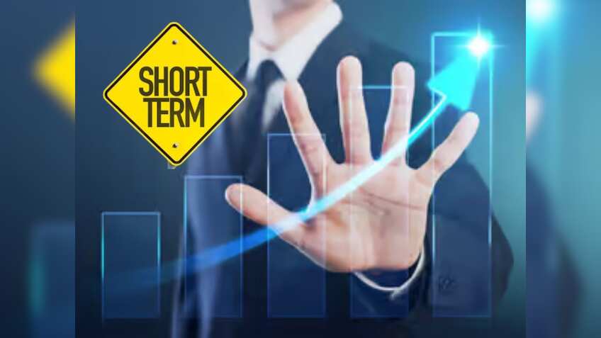 सोमवार को करनी है कमाई तो इन 2 Stocks में मिलेगा मौका, जानें टारगेट 