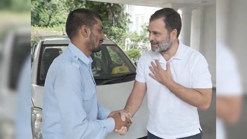 लोको पायलट के बाद उबर कैब ड्राइवर से की राहुल गांधी ने मुलाकात, कहा- न कोई बचत, न है भविष्य