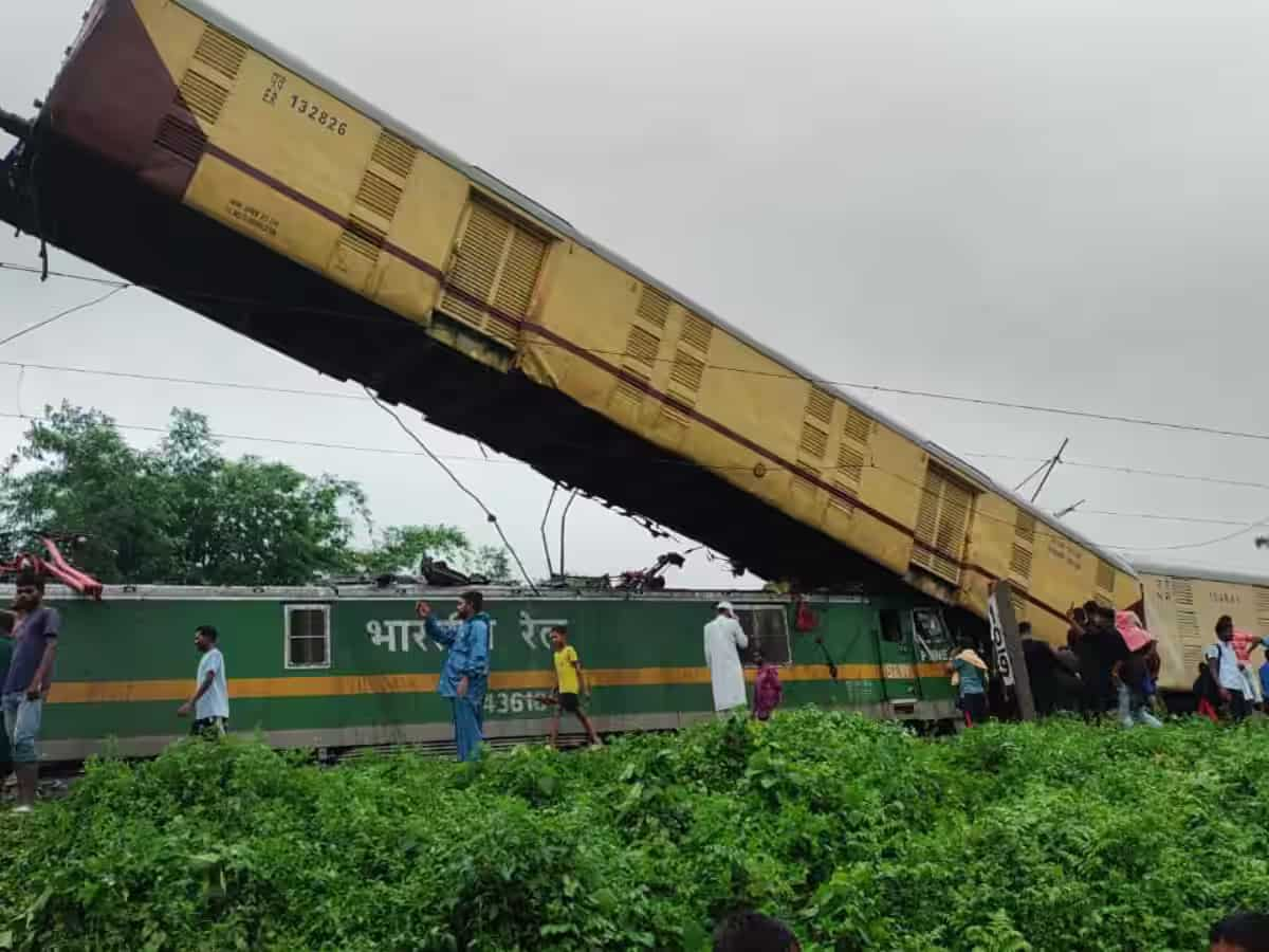 कंचनजंगा एक्सप्रेस दुर्घटना से रेलवे ने लिया सबक! एक्सीडेंट रोकने के लिए सभी रेलवे जोन के लिए जारी हुए नए नियम