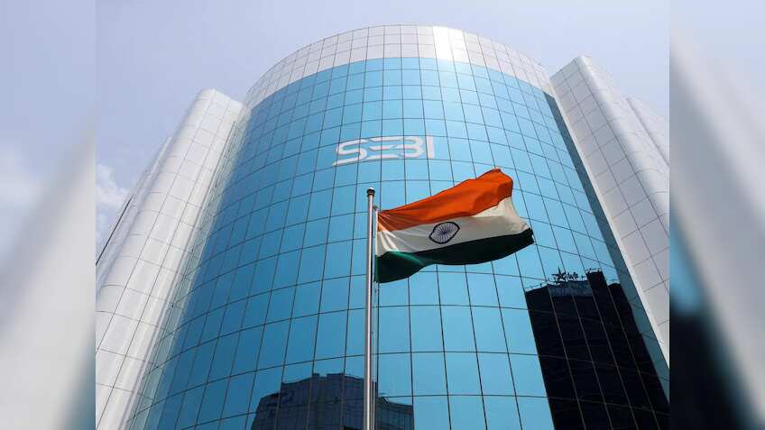 SEBI का बड़ा एक्शन!  इस कंपनी के प्रमोटर्स पर लगाया 2 साल का बैन, 7% तक टूटा शेयर