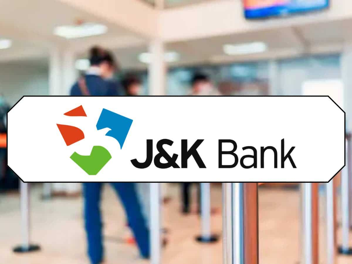 Exclusive: J&K Bank को लेकर बड़ी खबर...शेयरहोल्डर्स के वोटिंग राइट पर लिमिट लगा सकती है सरकार