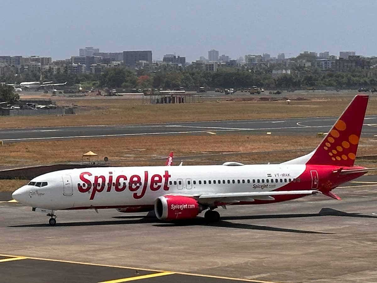 SpiceJet संकट, जानिए कितना है विकट, एक दिन में निवेशकों के डूबे 290.21 करोड़ रुपए