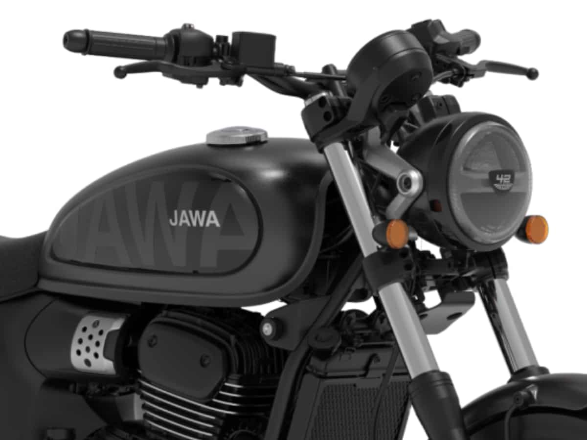 Jawa 42 FJ Deep Black Matte Silver Clad