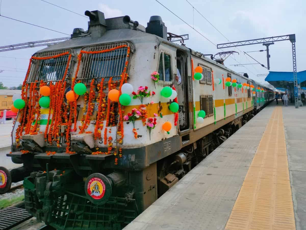 माता वैष्णो देवी के भक्तों के लिए खुशखबरी! प्रयागराज से कटरा के लिए मिलेगी सीधी ट्रेन, यहां देख लीजिए शेड्यूल