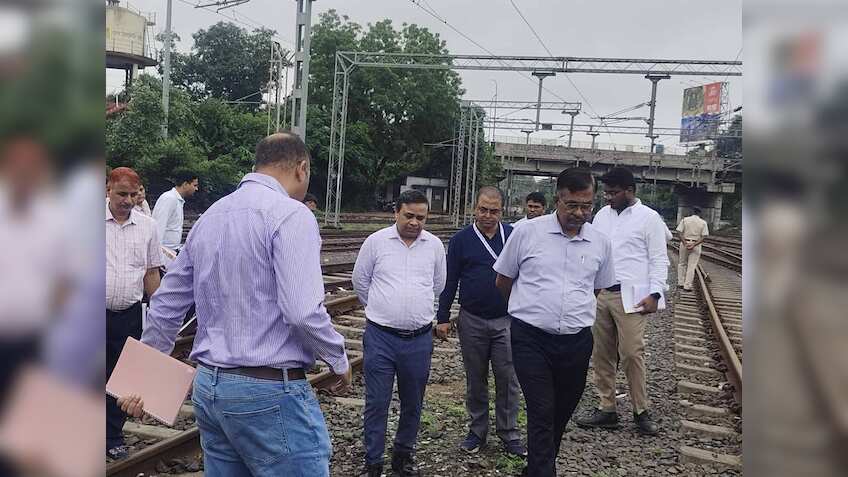 रेलवे बोर्ड के दिशा निर्देश से कर्मचारियों को बड़ा झटका, इन लोगों के DRM बनने का रास्ता हुआ बंद