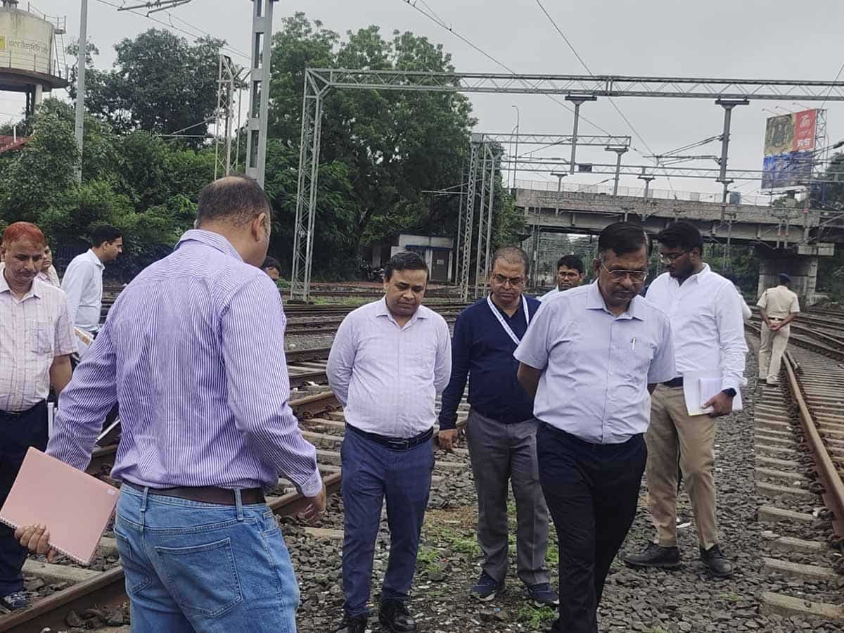 रेलवे बोर्ड के दिशा निर्देश से कर्मचारियों को बड़ा झटका, इन लोगों के DRM बनने का रास्ता हुआ बंद