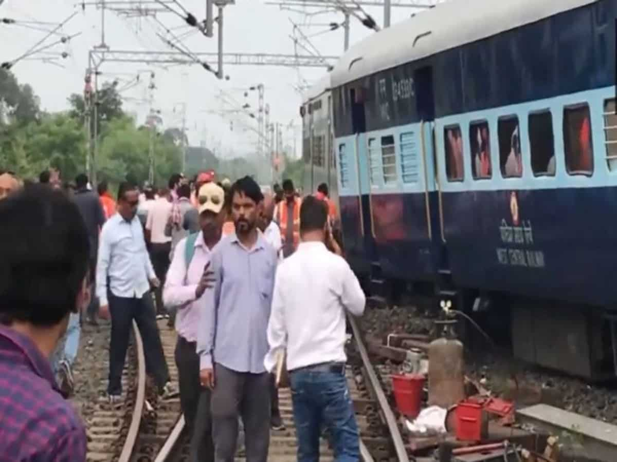 Indore-Jabalpur Overnight Express: मध्‍यप्रदेश में रेल हादसा, ओवरनाइट एक्सप्रेस के 2 कोच पटरी से उतरे