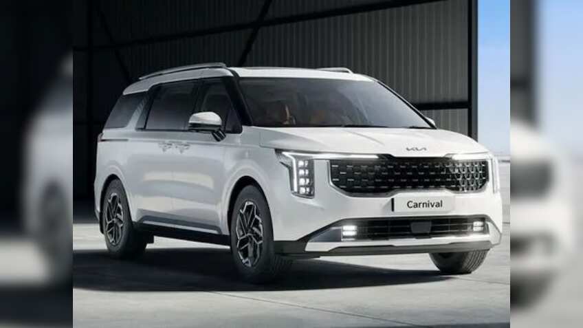 Kia Carnival Limousine: लोगों से मिला खूब प्यार; प्री-बुकिंग के टूटे सारे रिकॉर्ड, इन फीचर्स से होगी लैस 