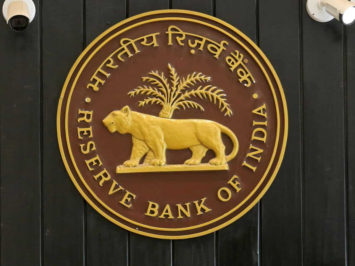 फूड इंफ्लेशन में उतार-चढ़ाव से जोखिम की स्थितिः RBI बुलेटिन