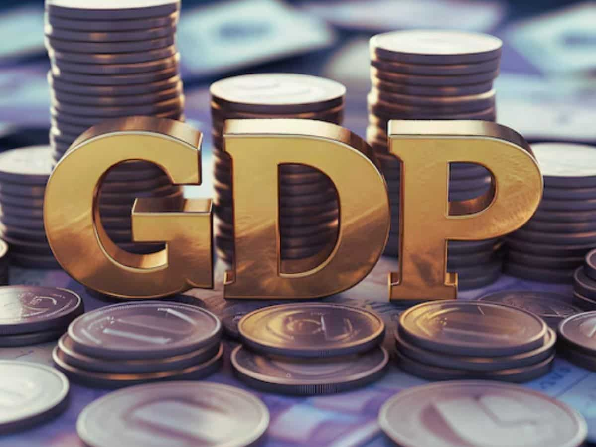 GDP: FY25 में 7% की दर से बढ़ेगी भारतीय अर्थव्यवस्था, विपरीत परिस्थितियों के बावजूद अब भी बेहतर स्थिति में भारत