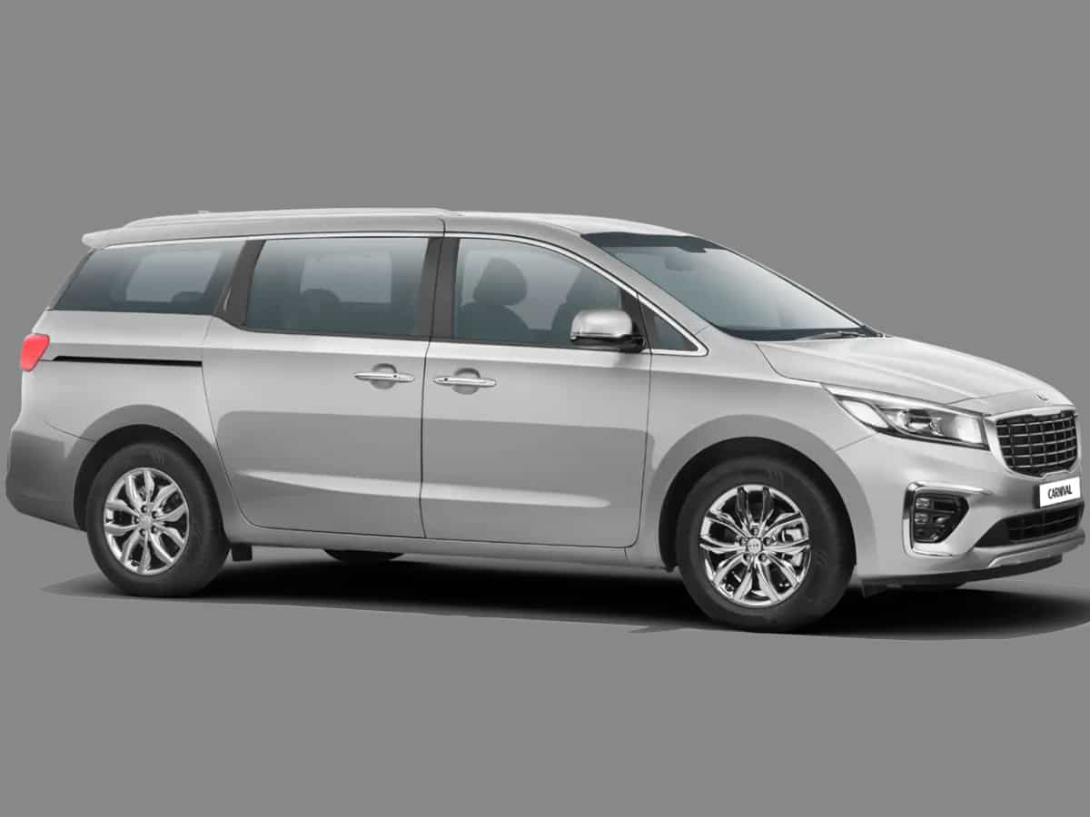 Kia Carnival Limousine