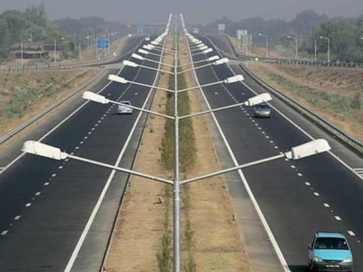 65% तक रिटर्न के लिए 3 बेहतरीन Midcap Stocks, कमजोर बाजार में चमकाएंगे पोर्टफोलियो