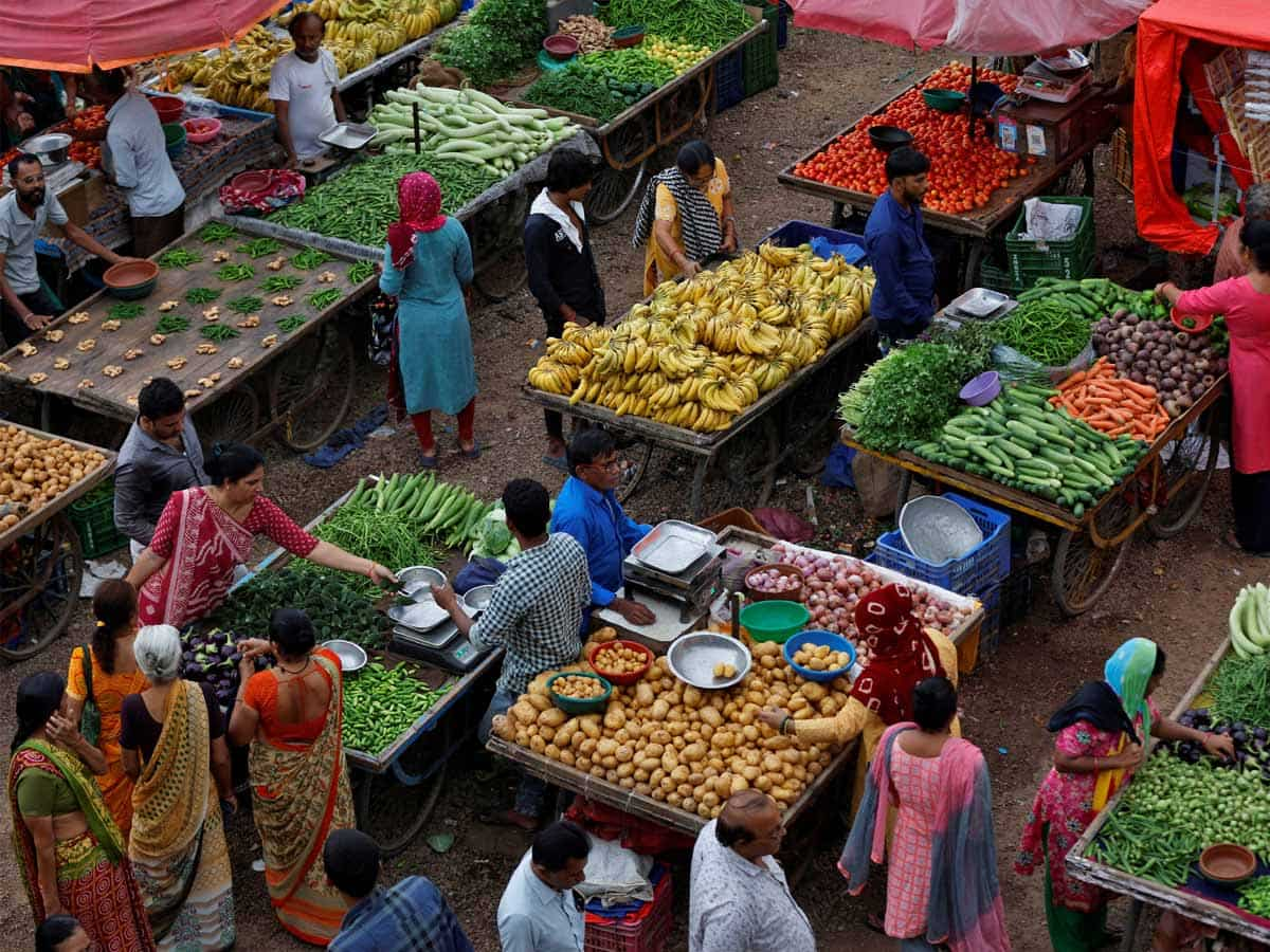 CPI: महंगी सब्जियों ने बिगाड़ा घर का बजट, दाल ने भी ढीली की जेब, 9 महीने के उपरी स्तर पर खुदरा महंगाई