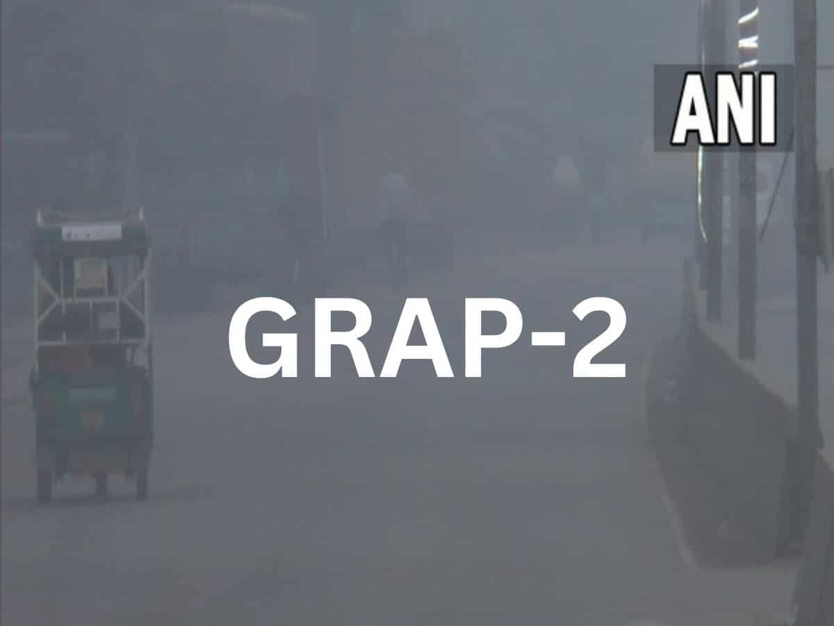 Pollution in Delhi-NCR: दिल्‍ली में आज से GRAP-2 हुआ लागू, जानिए अब क्‍या-क्‍या रहेंगी पाबंदियां