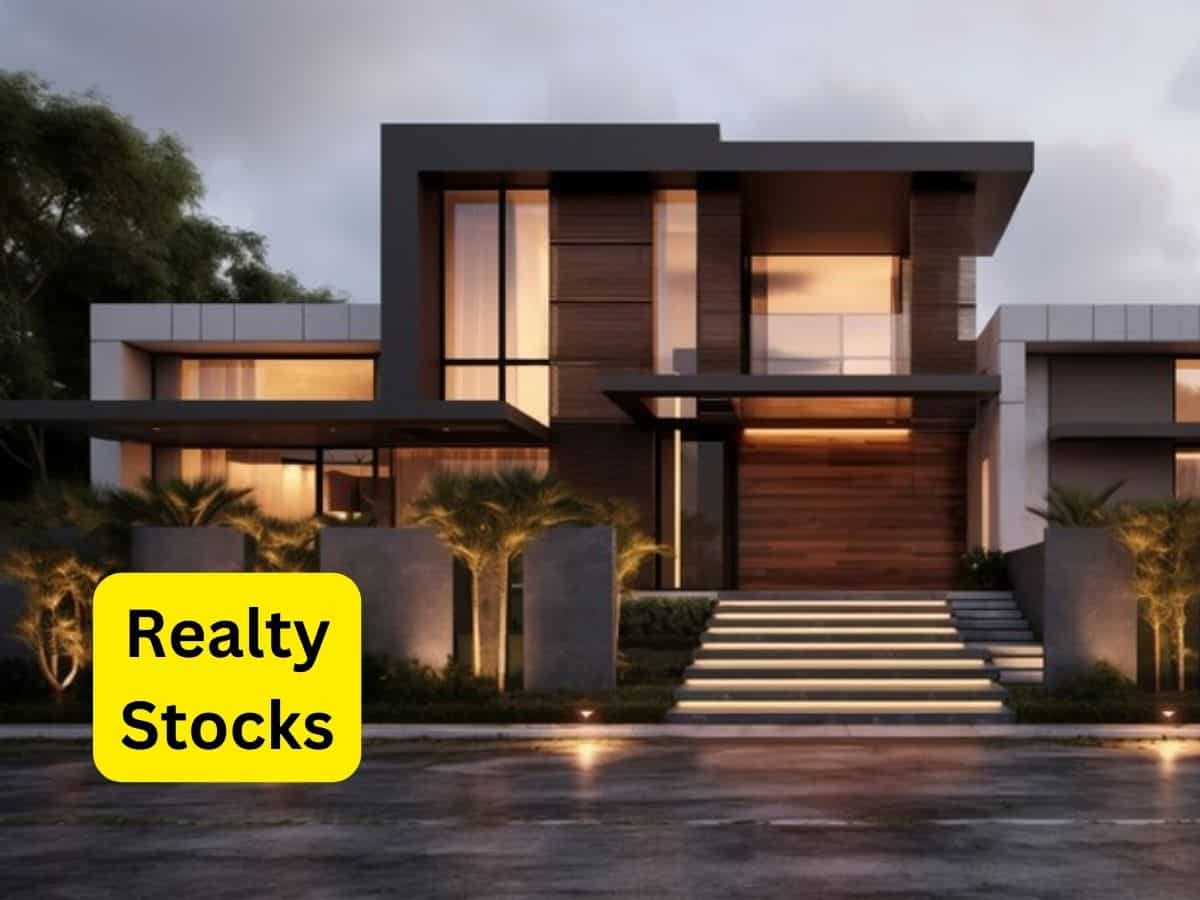 Oberoi Realty Share Price Target