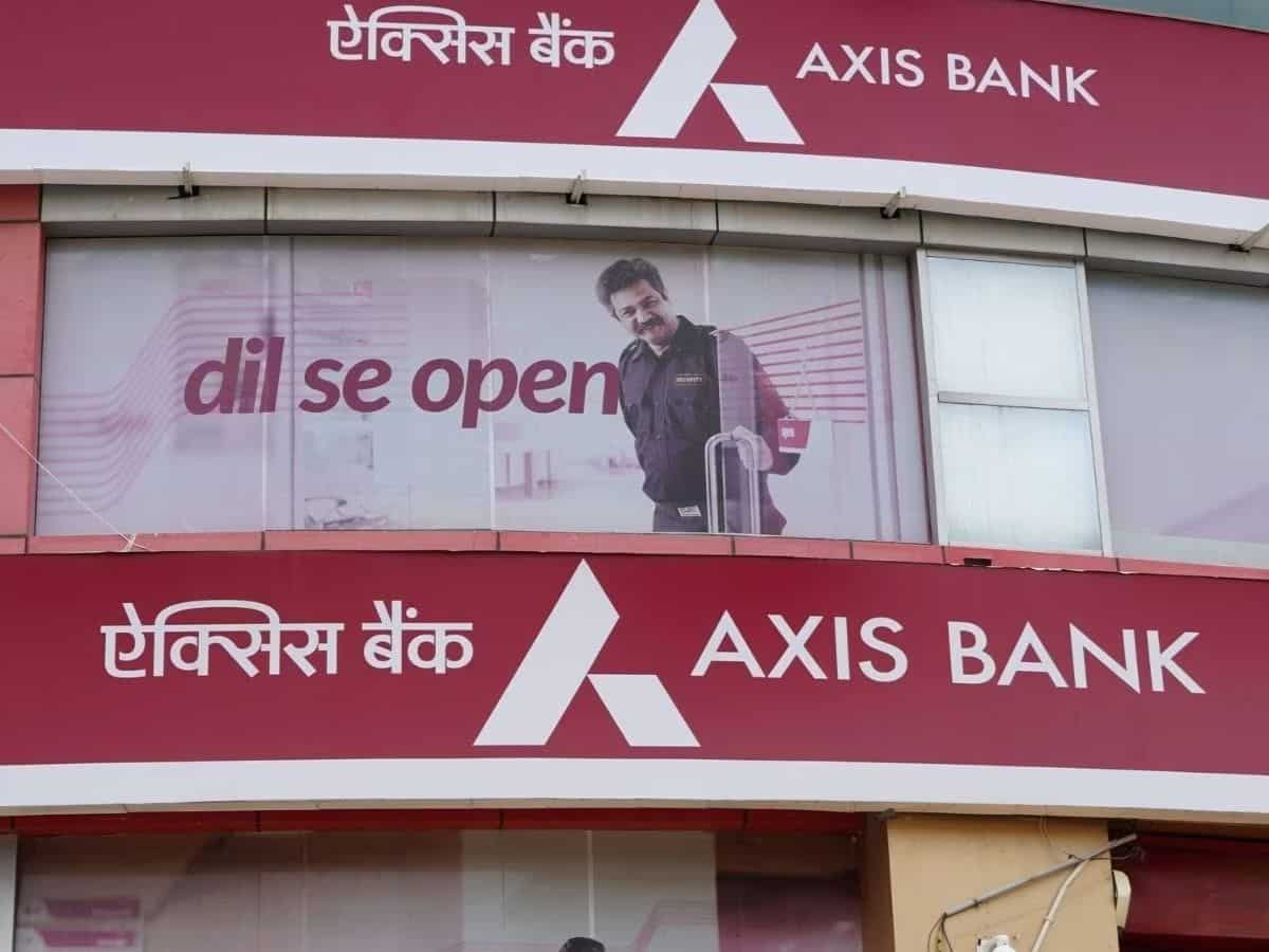 Axis Bank Share Price Target