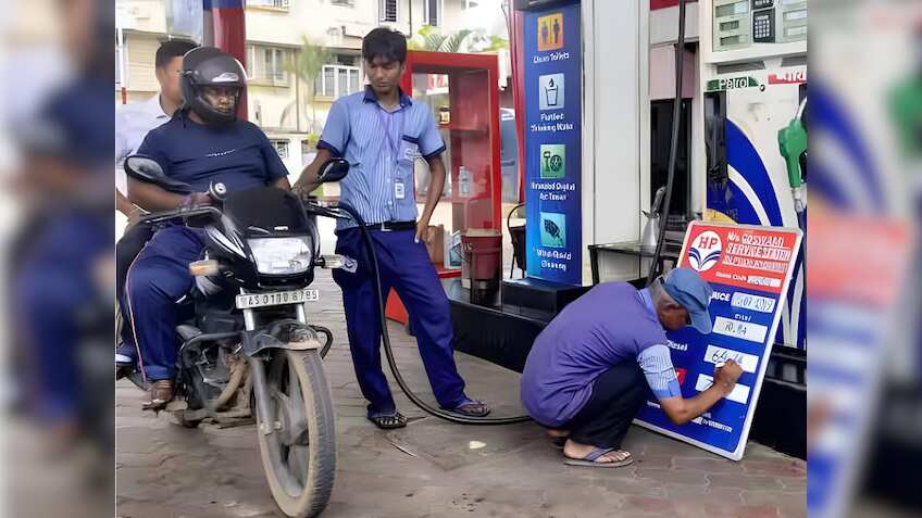 Petrol-Diesel Price: तेल कंपनियों की तरफ से जारी हुईं डीजल-पेट्रोल की ताजा कीमतें, जानिए अब क्या हो गए रेट्स!