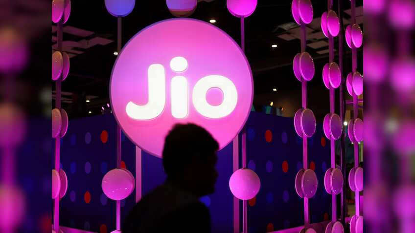100 बिलियन डॉलर का हो सकता है Reliance Jio का IPO, जानें कब होगा लॉन्च: रिपोर्ट
