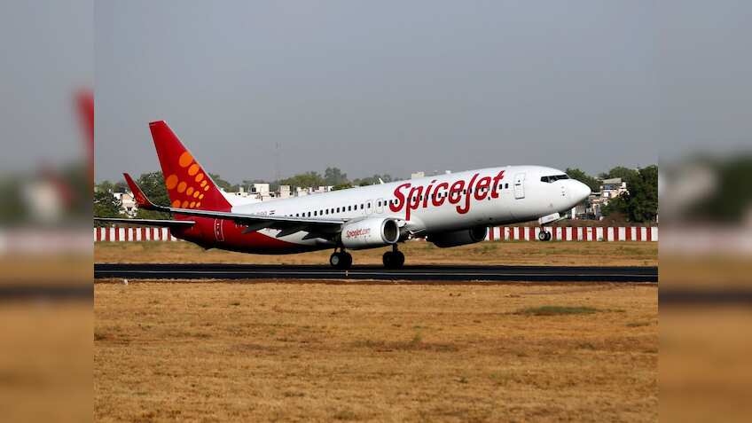 SpiceJet ने फैलाए पंख, इन 8 शहरों में शुरू कर रही नई फ्लाइट सर्विस, 15 नवंबर से शुरू होंगी उड़ानें