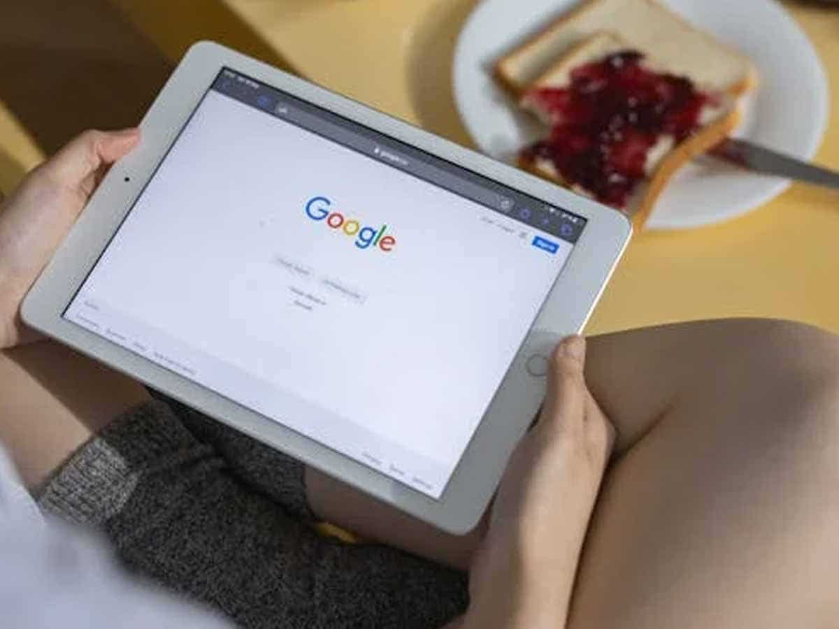 पर्सनल डीटेल्स हो जाएगी लीक