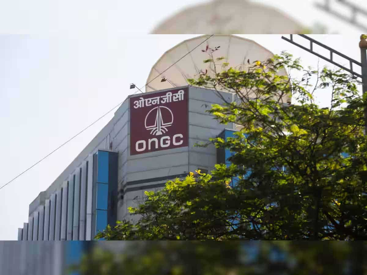 ONGC ने किया 120% डिविडेंड का ऐलान, जानिए रिकॉर्ड डेट, Q2 में 39% गिरा Maharatna PSU का मुनाफा