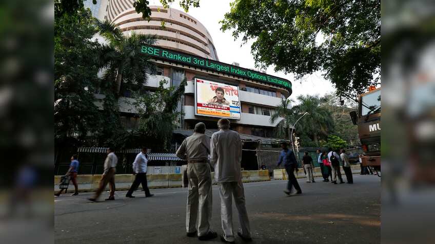Stock Market Closing Highlights: भरभराकर गिरे सेंसेक्स-निफ्टी, निवेशकों के 8 लाख करोड़ स्वाहा; इन 10 शेयरों को सबसे ज्यादा नुकसान