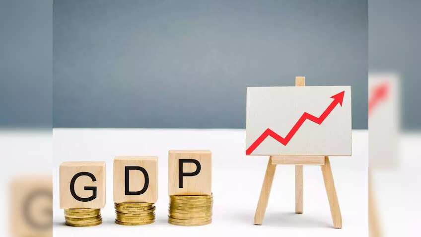 S&P ग्लोबल ने FY27 तक इंडियन इकोनॉमी के लिए 6.5-7% के सालाना ग्रोथ का अनुमान लगाया