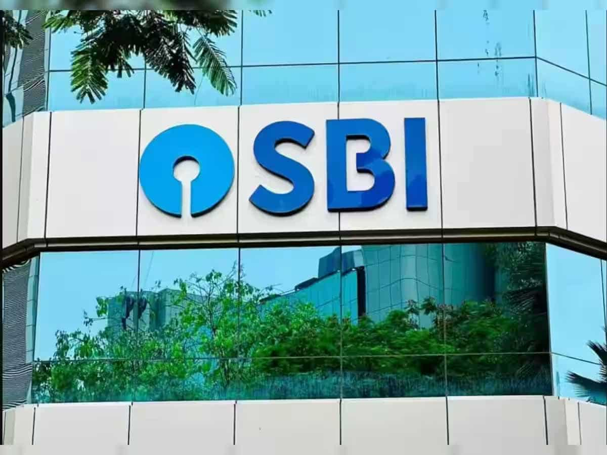 SBI ने बाजार बंद होने के बाद दिया बड़ा अपडेट, इंफ्रास्ट्रक्चर बॉन्ड को मिला दोगुना सब्सक्रिप्शन, शेयर पर रखें नजर