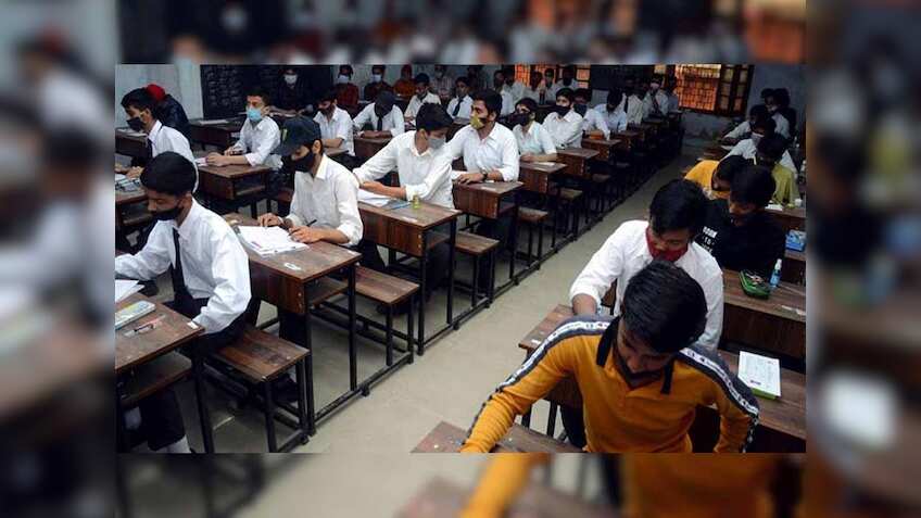 UP Board Exam: खत्म हुआ इंतजार! यूपी बोर्ड परीक्षा का टाइम टेबल जारी, इस दिन से शुरू होंगे 10वीं, 12वीं के एग्जाम